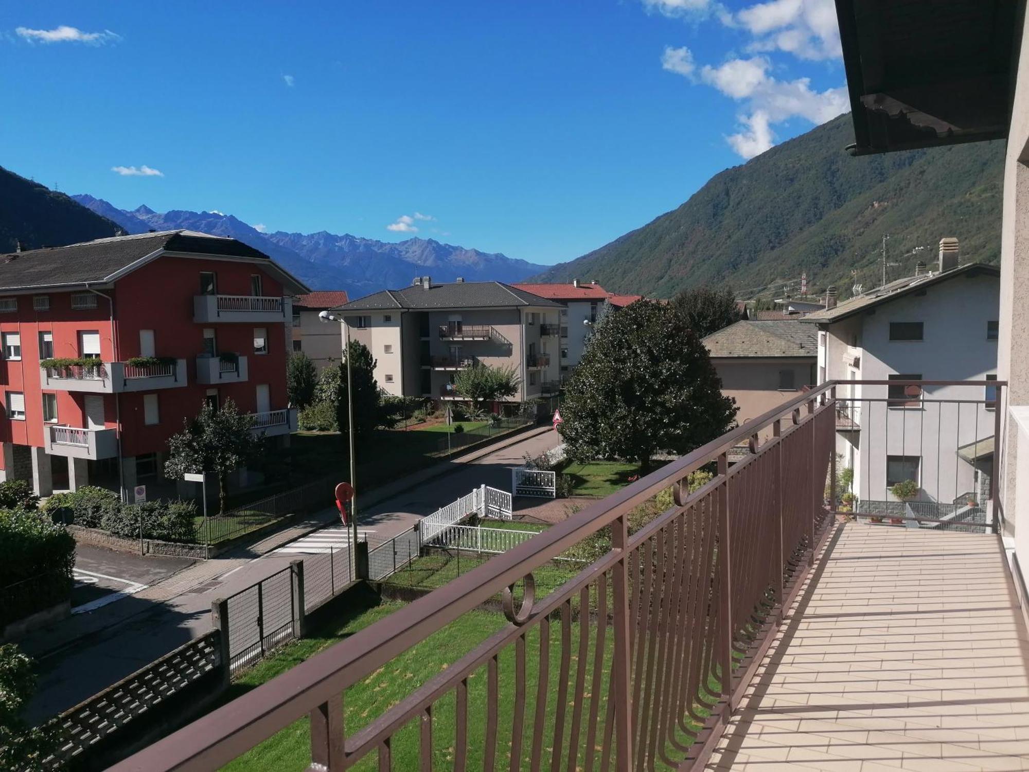 Bernina Views-Tirano Apartment Exterior photo