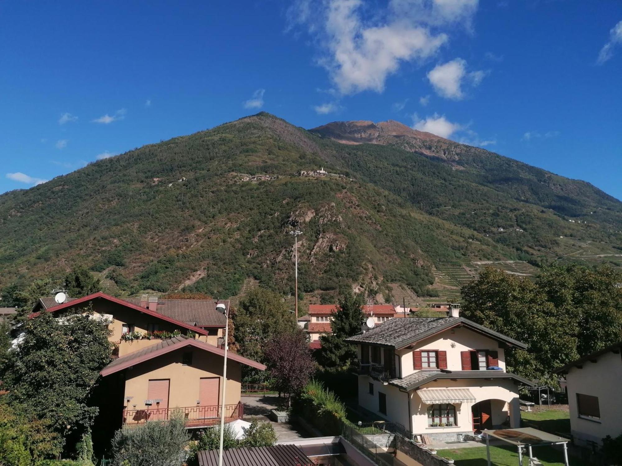 Bernina Views-Tirano Apartment Exterior photo